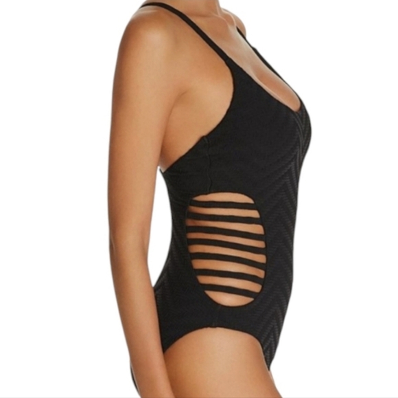 Red Carter Twilight Cruz Black Cut-Out One Piece Swimsuit, Size S | Chevron - Picture 3 of 9
